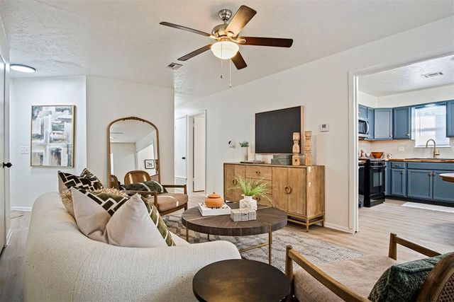 1112 NW 104th Street, Oklahoma City, OK 73114