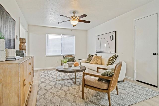 1112 NW 104th Street, Oklahoma City, OK 73114