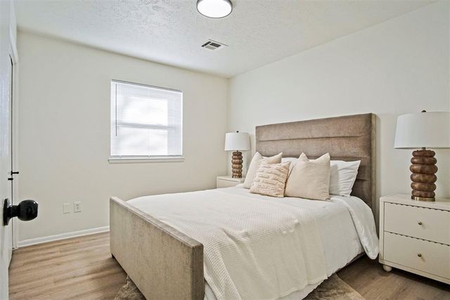 1112 NW 104th Street, Oklahoma City, OK 73114