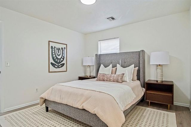 1112 NW 104th Street, Oklahoma City, OK 73114