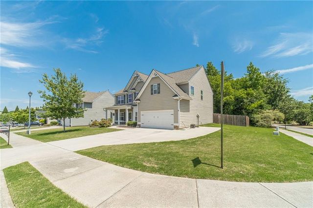 1102 Bald Eagle Trace, Hoschton, GA 30548
