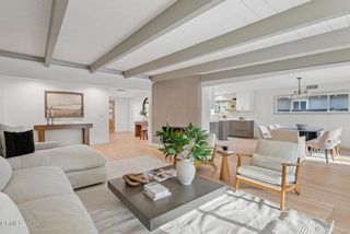 6043 Mary Ellen Avenue, Los Angeles, CA 91401