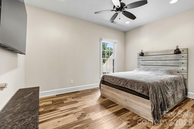 318 Ambleside Village Lane, Davidson, NC 28036