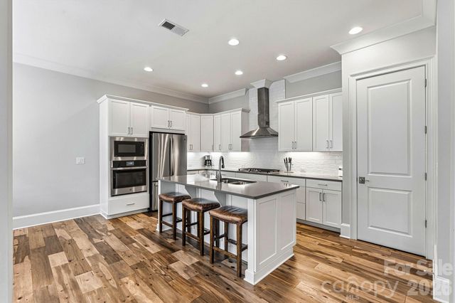 318 Ambleside Village Lane, Davidson, NC 28036