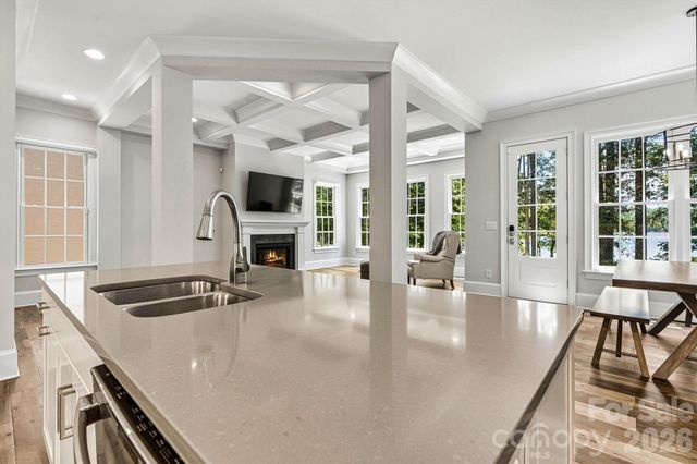 318 Ambleside Village Lane, Davidson, NC 28036