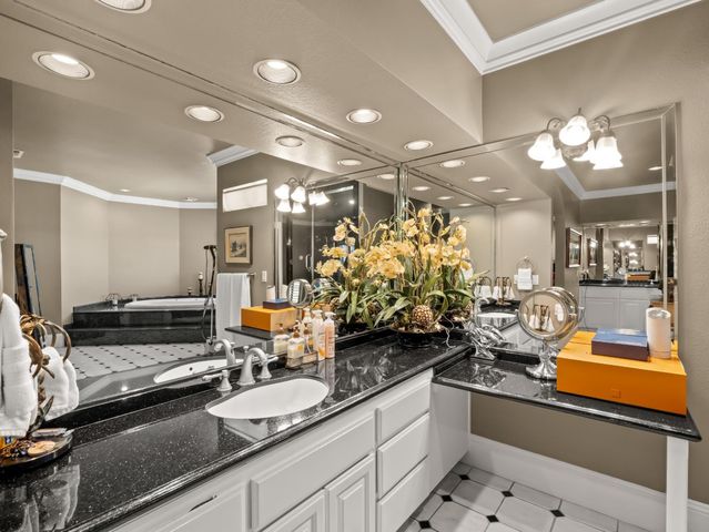 21700 Westmere Lane, Friant, CA 93626