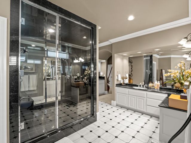 21700 Westmere Lane, Friant, CA 93626