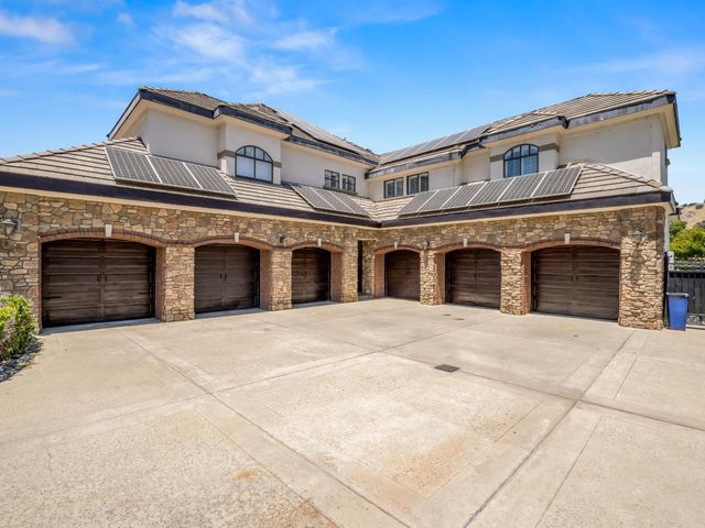 21700 Westmere Lane, Friant, CA 93626