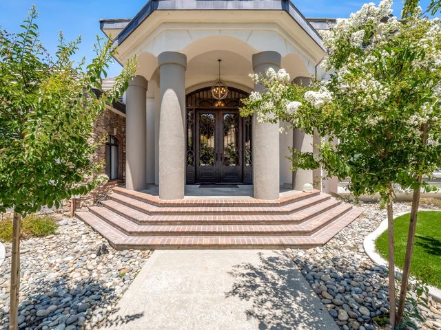 21700 Westmere Lane, Friant, CA 93626