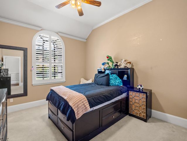 21700 Westmere Lane, Friant, CA 93626