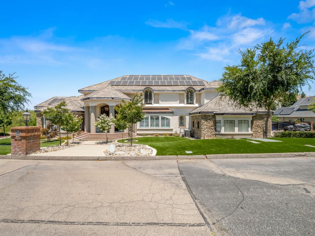21700 Westmere Lane, Friant, CA 93626