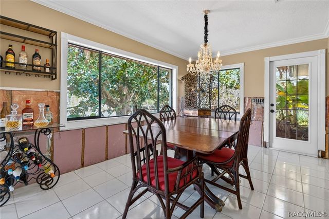 835 SE 1st Court, Crystal River, FL 34429