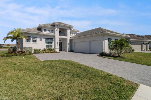 14370 Laguna Springs LN, Naples, FL 34114