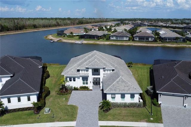 14370 Laguna Springs LN, Naples, FL 34114