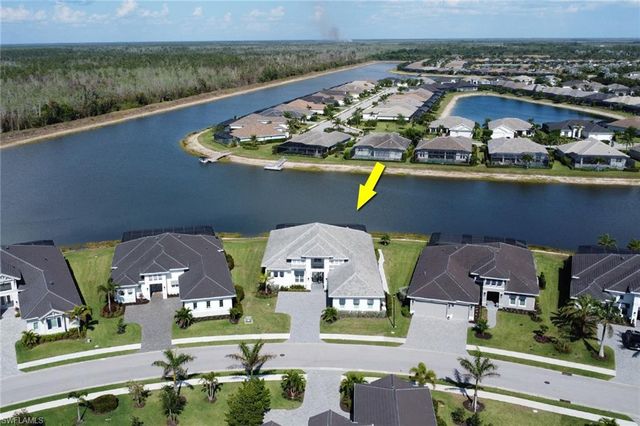 14370 Laguna Springs LN, Naples, FL 34114