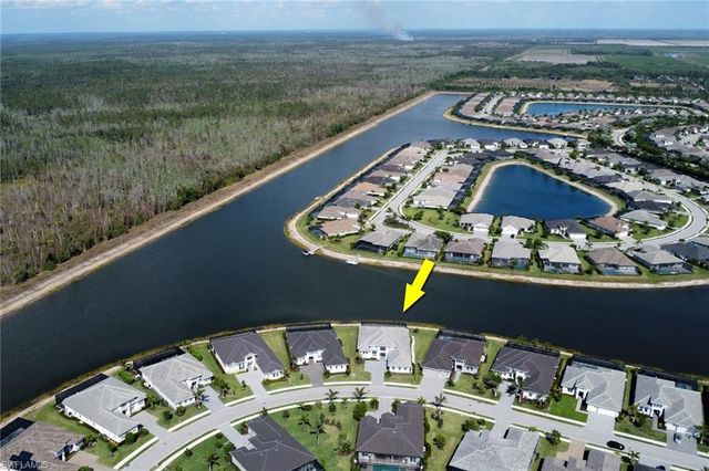 14370 Laguna Springs LN, Naples, FL 34114