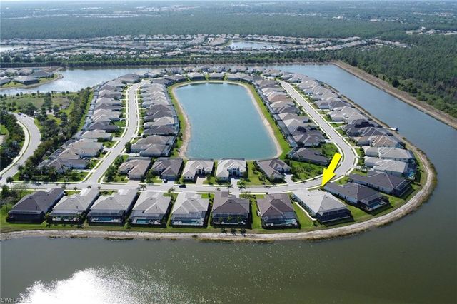 14370 Laguna Springs LN, Naples, FL 34114