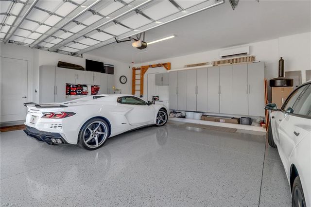 14370 Laguna Springs LN, Naples, FL 34114