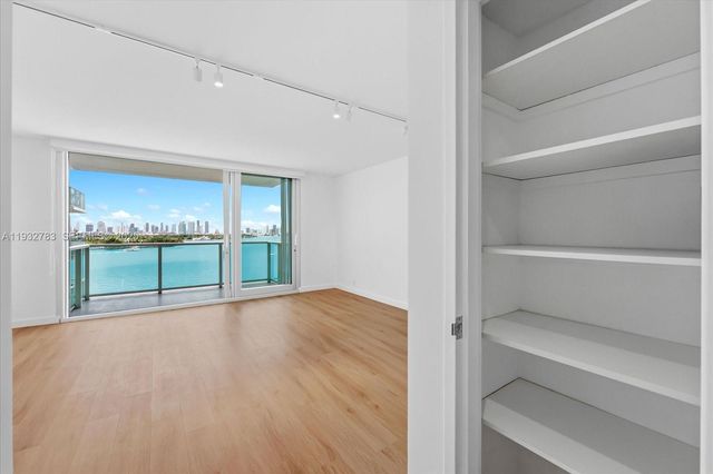 1000 West Ave 920, Miami Beach, FL 33139