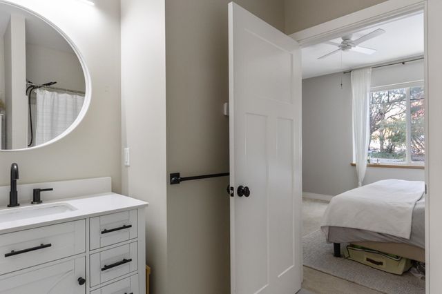 15 Webster Ridge A, Shelburne, VT 05482