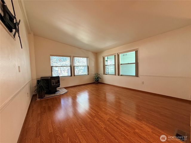 2504 Alonda Lane NE, Olympia, WA 98516