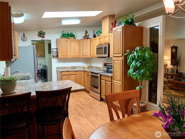 2504 Alonda Lane NE, Olympia, WA 98516