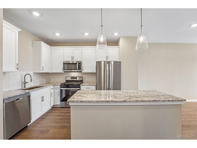 6816 Kendrick Ln, Arvada, CO 80007