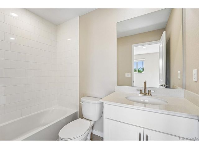 6816 Kendrick Ln, Arvada, CO 80007