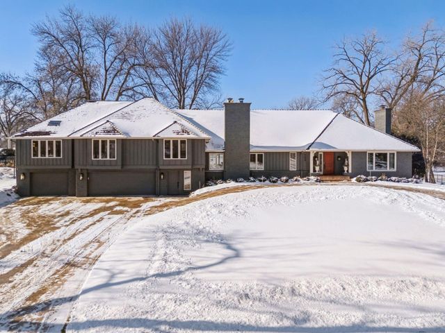 4604 Annaway Drive, Edina, MN 55436
