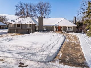 4604 Annaway Drive, Edina, MN 55436