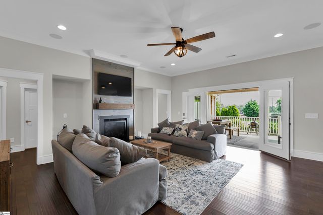 523 Carolee Way, Greer, SC 29651