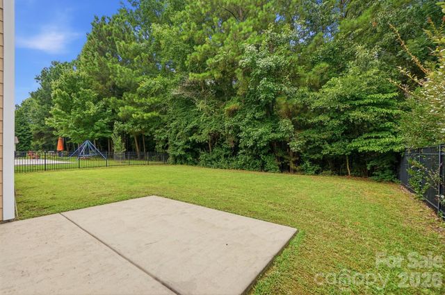 2157 Bluebell Way, Tega Cay, SC 29708