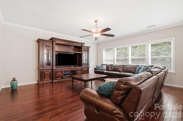 2157 Bluebell Way, Tega Cay, SC 29708