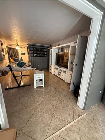 2412 BURNS STREET, Lakeland, FL 33801