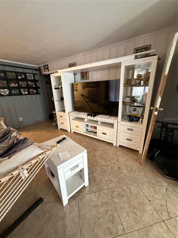 2412 BURNS STREET, Lakeland, FL 33801