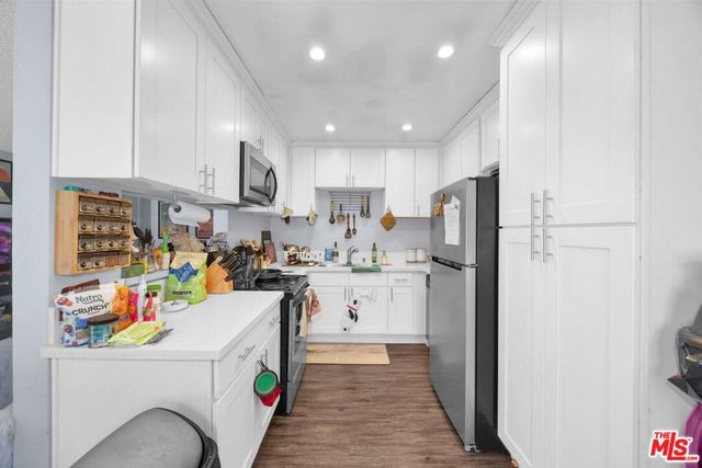 714 Myrtle Avenue, Inglewood, CA 90301