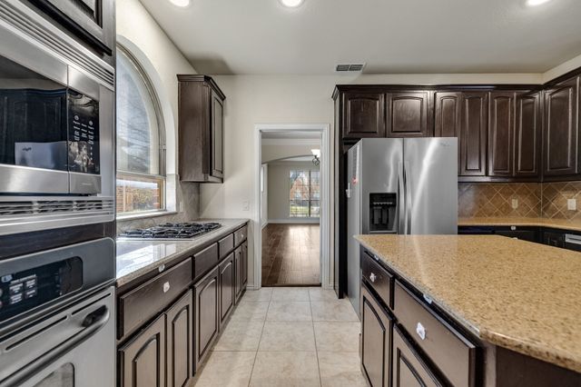 14570 Turnbridge Drive, Frisco, TX 75035