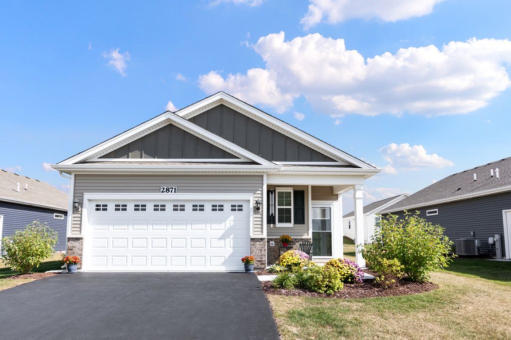 2871 Harnish Drive, Algonquin, IL 60102