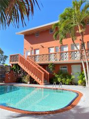 421 NE 68th St 6, Miami, FL 33138