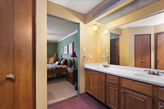 7834 W Foresthill Lane 2CR, Palos Heights, IL 60463