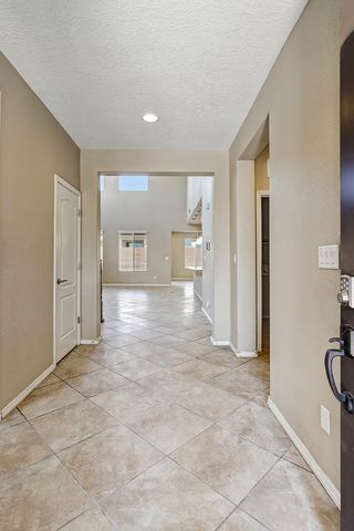 2821 Bayas Road SE, Rio Rancho, NM 87124