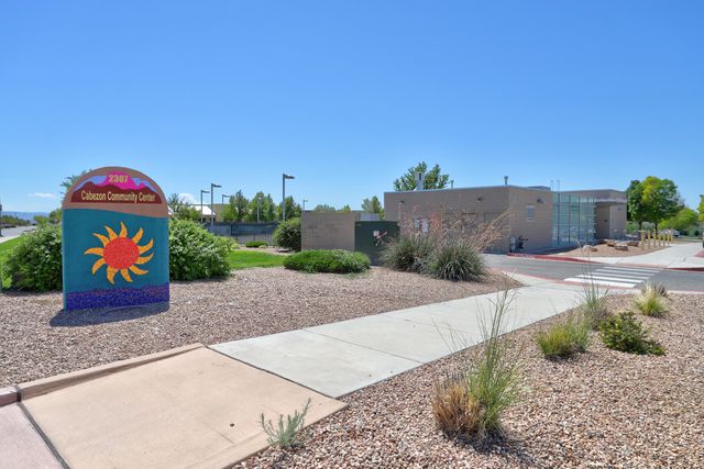 2821 Bayas Road SE, Rio Rancho, NM 87124