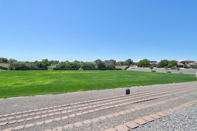 2821 Bayas Road SE, Rio Rancho, NM 87124