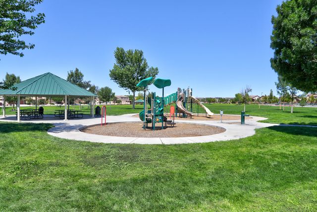 2821 Bayas Road SE, Rio Rancho, NM 87124