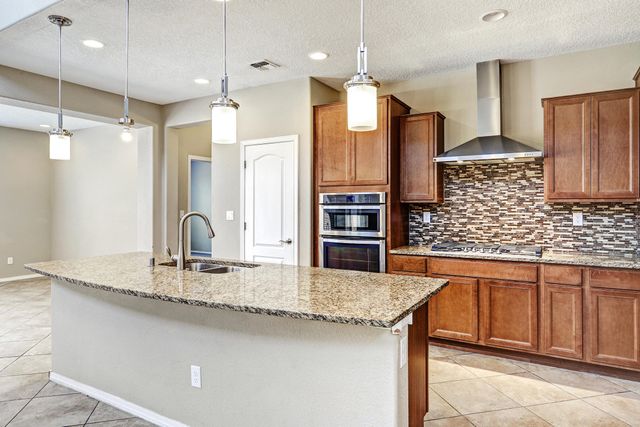 2821 Bayas Road SE, Rio Rancho, NM 87124