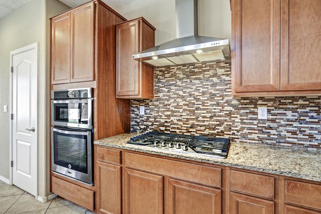 2821 Bayas Road SE, Rio Rancho, NM 87124