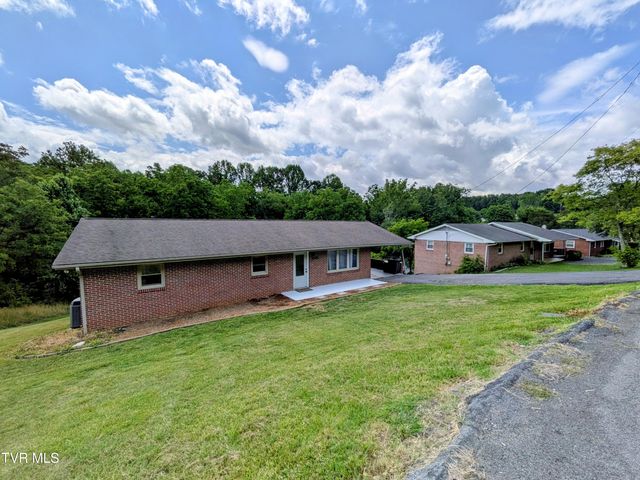 1129 Jackson Hollow Road, Kingsport, TN 37663