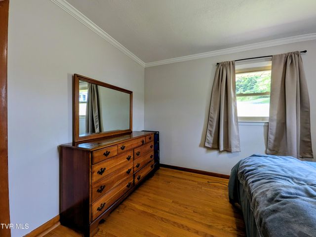 1129 Jackson Hollow Road, Kingsport, TN 37663