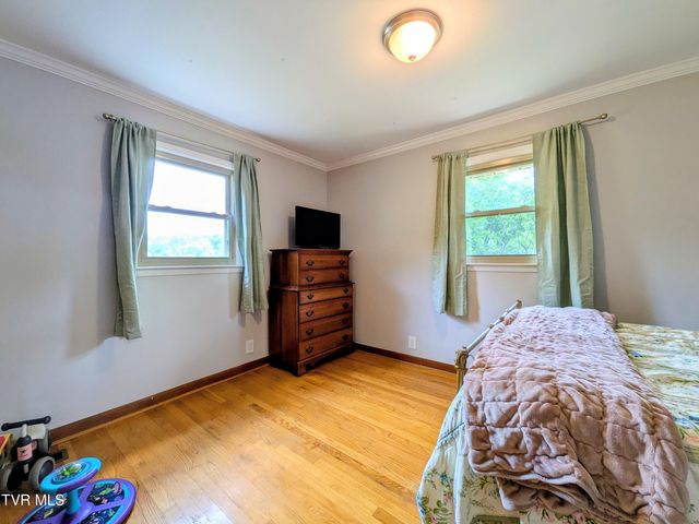 1129 Jackson Hollow Road, Kingsport, TN 37663