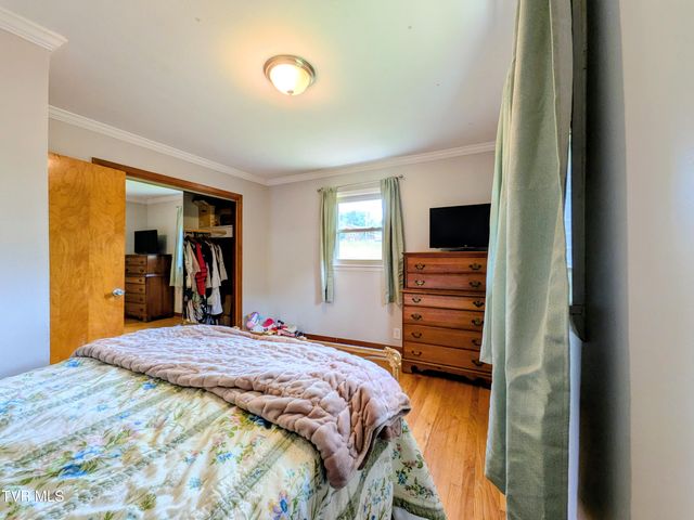 1129 Jackson Hollow Road, Kingsport, TN 37663
